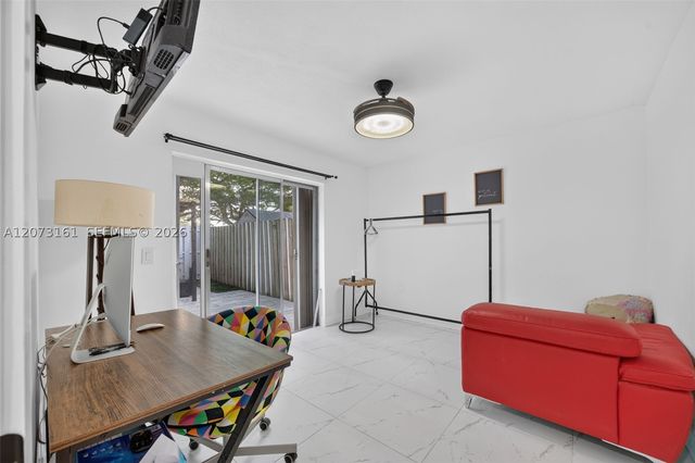 8490 SW 154th Cir Ct 411, Miami, FL 33193