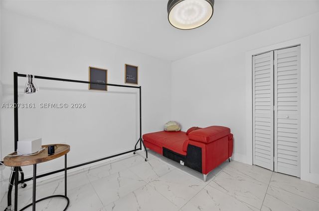 8490 SW 154th Cir Ct 411, Miami, FL 33193