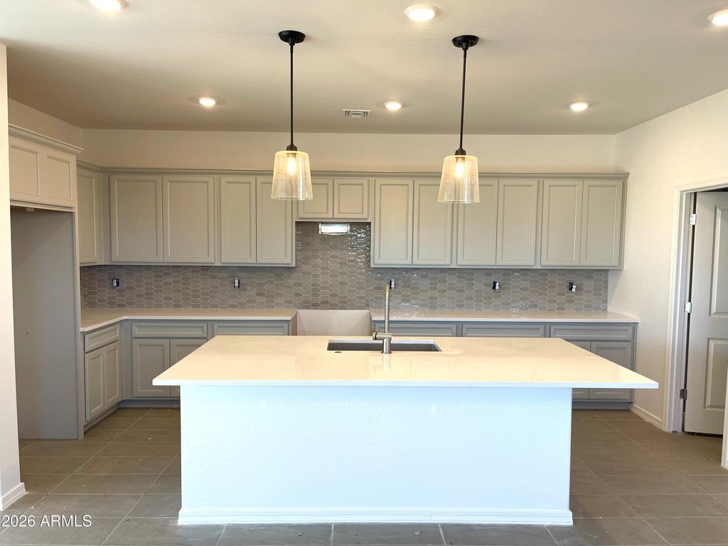 9955 W PINCHOT Avenue, Avondale, AZ 85392 — photo 4