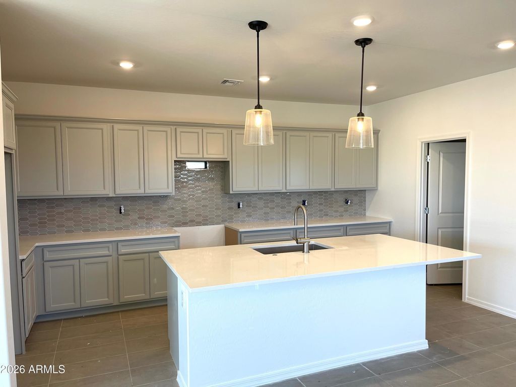 9955 W PINCHOT Avenue, Avondale, AZ 85392 — photo 5