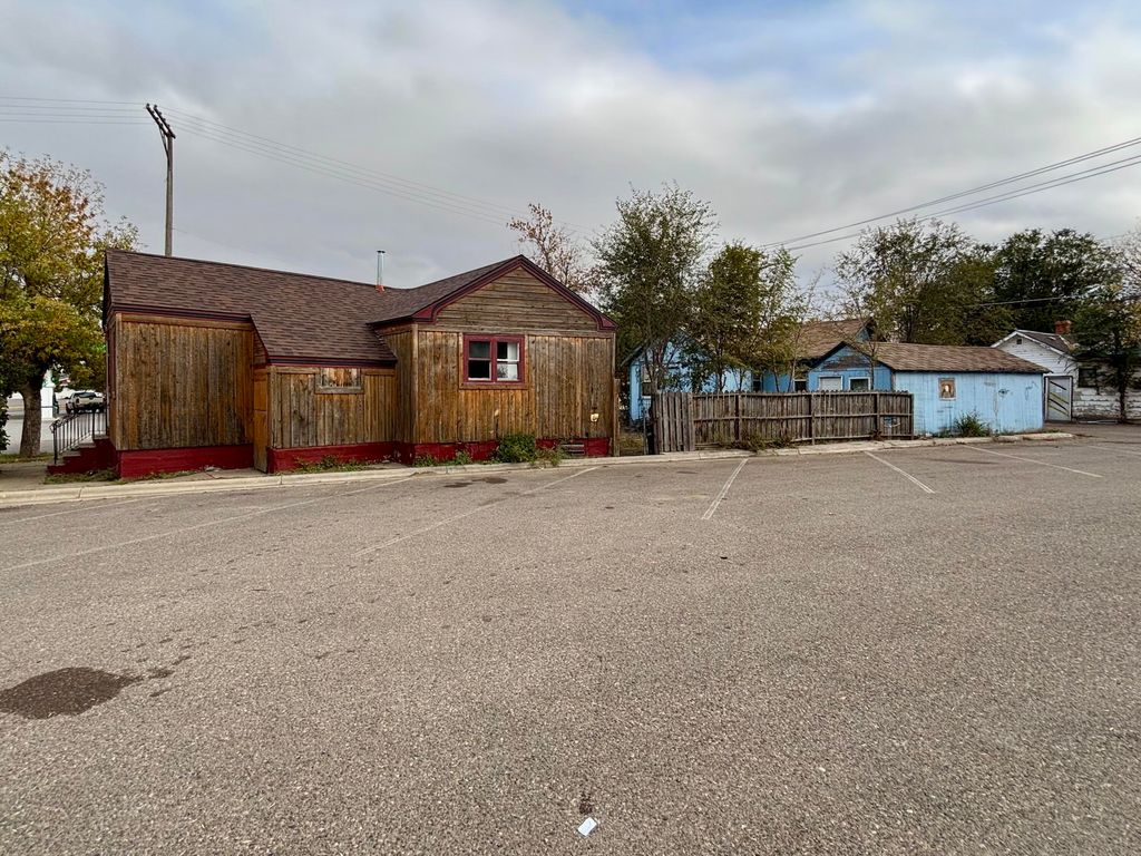 104 12th AVE, Havre, MT 59501
