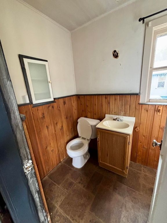 104 12th AVE, Havre, MT 59501 photo 8
