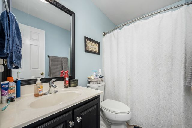 4330 River Ln, Milton, TN 37118