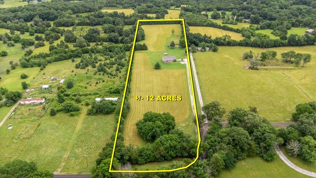 4330 River Ln, Milton, TN 37118