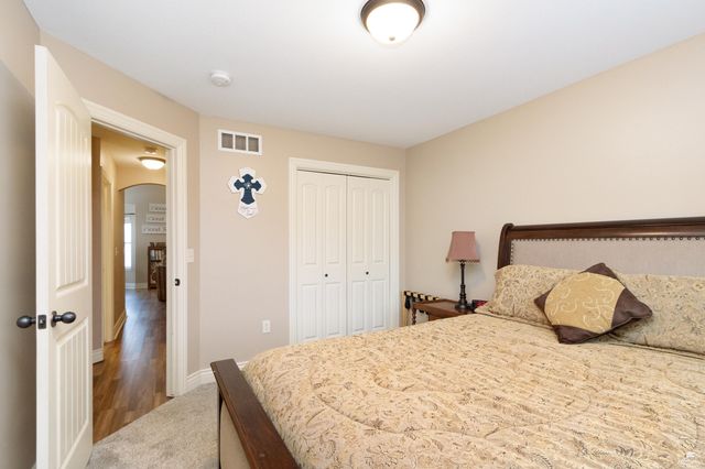 5112 Shadowridge Drive, Manhattan, KS 66503