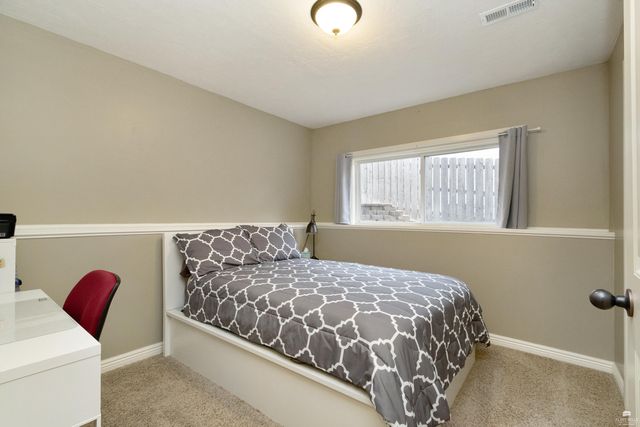 5112 Shadowridge Drive, Manhattan, KS 66503