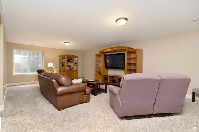 5112 Shadowridge Drive, Manhattan, KS 66503