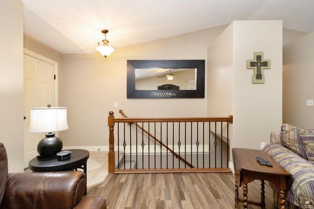 5112 Shadowridge Drive, Manhattan, KS 66503