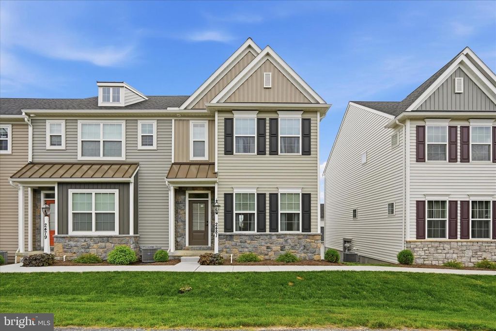 2481 ARTESIAN WAY, Lancaster, PA 17601