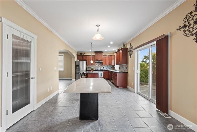 17215 18th Avenue E, Spanaway, WA 98387