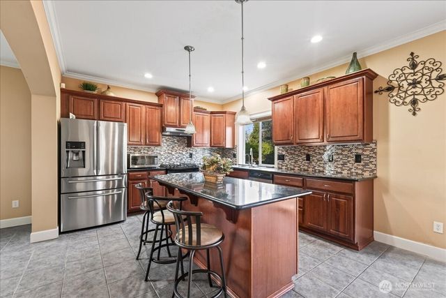 17215 18th Avenue E, Spanaway, WA 98387