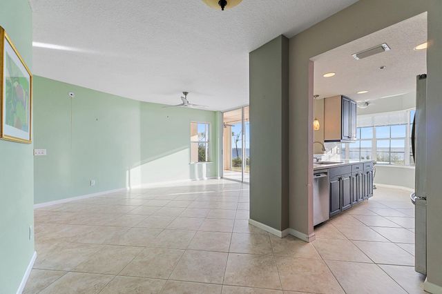 5800 NE Island Cove Way 2107, Stuart, FL 34996