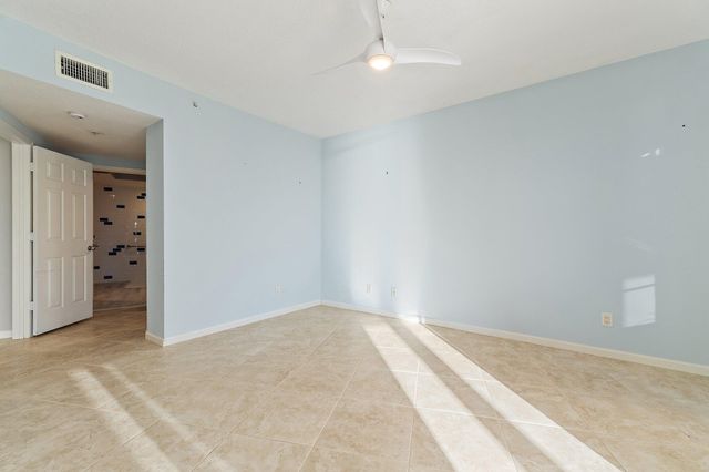 5800 NE Island Cove Way 2107, Stuart, FL 34996