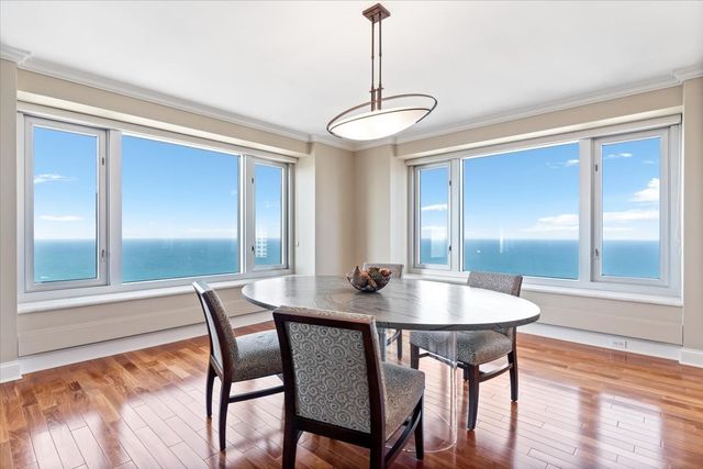 132 E Delaware Place 5906, Chicago, IL 60611