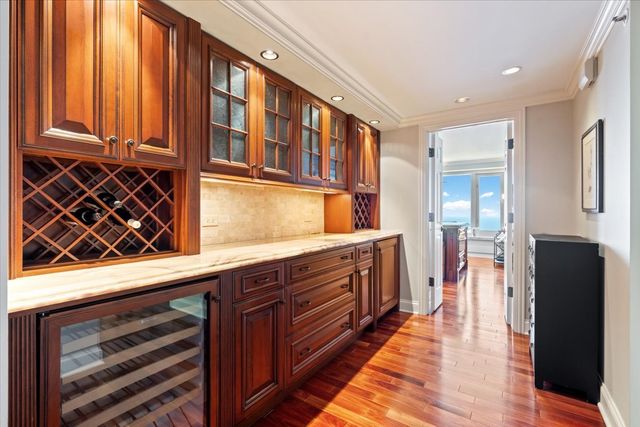 132 E Delaware Place 5906, Chicago, IL 60611