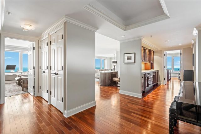 132 E Delaware Place 5906, Chicago, IL 60611