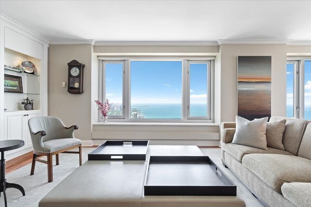 132 E Delaware Place 5906, Chicago, IL 60611