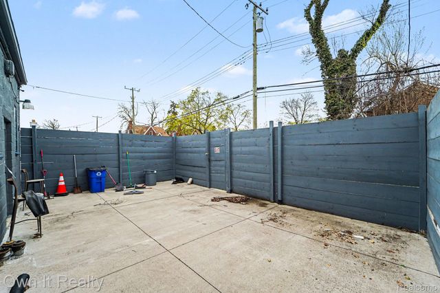 10701 W McNichols Road, Detroit, MI 48221