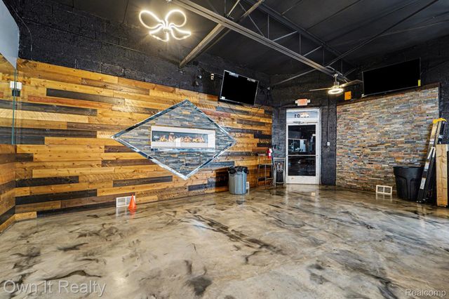 10701 W McNichols Road, Detroit, MI 48221