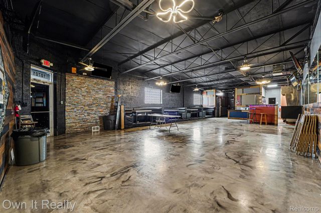 10701 W McNichols Road, Detroit, MI 48221