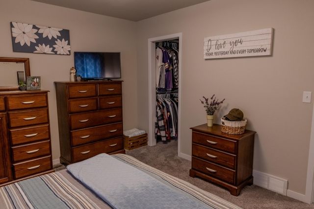 1045 46th Avenue S, Moorhead, MN 56560