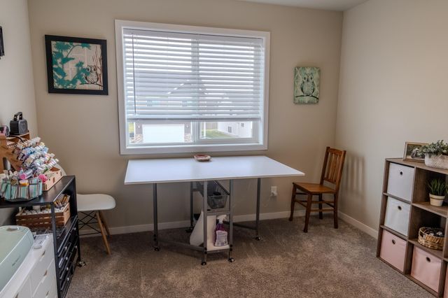 1045 46th Avenue S, Moorhead, MN 56560