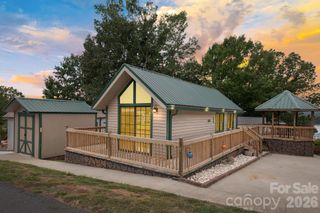 123 Grand View Drive B180/181, New London, NC 28127