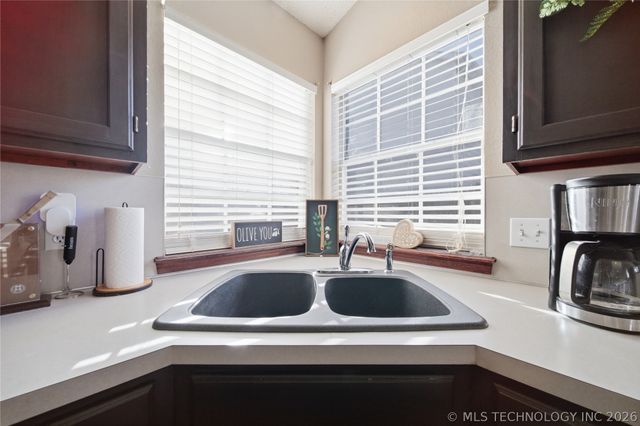 9542 S 96th Avenue, Tulsa, OK 74133