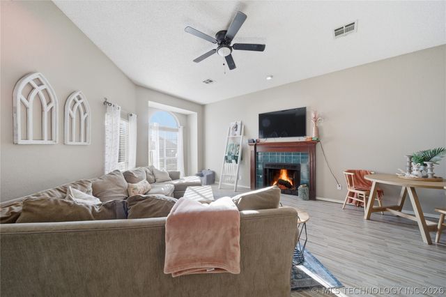 9542 S 96th Avenue, Tulsa, OK 74133