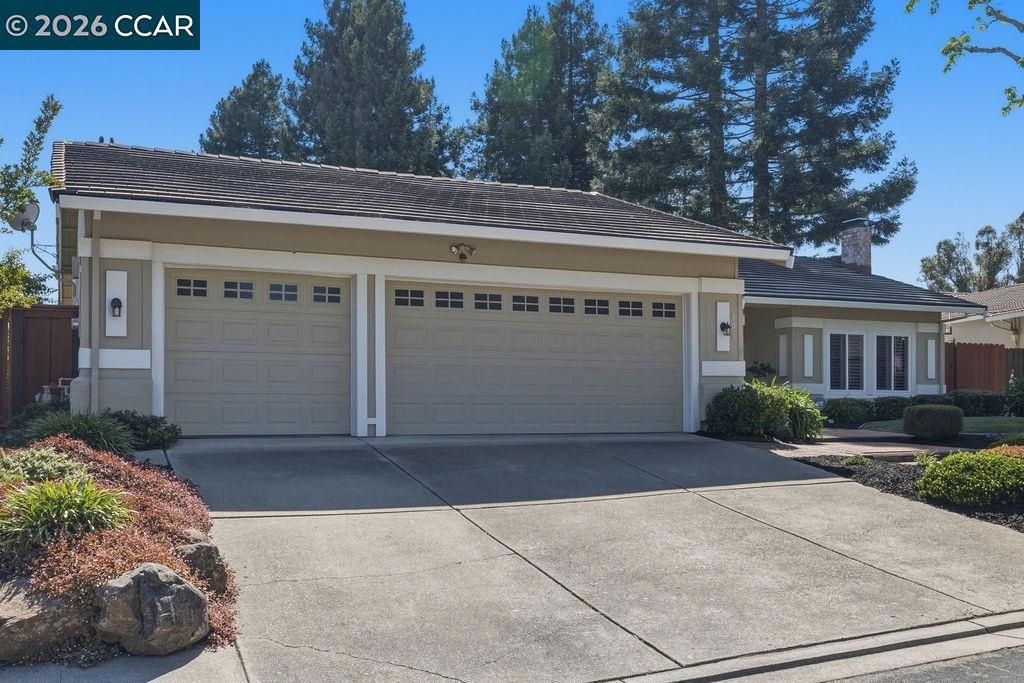 Image 2 of property listing at 503 Haiti Ct, San Ramon, CA 94582