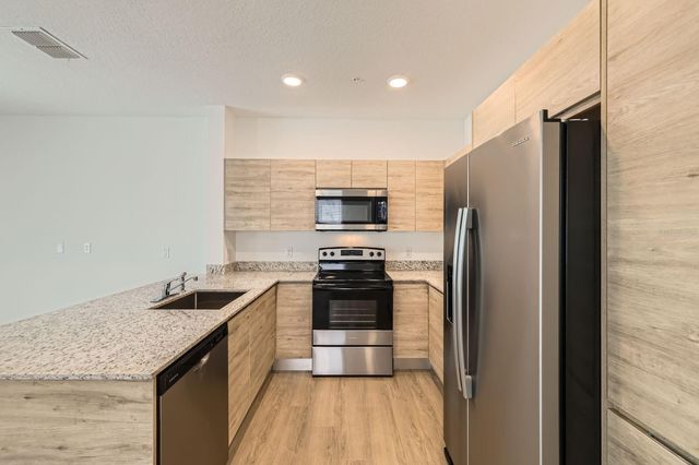 1209 SOUTHSTATION PLACE 306, Orlando, FL 32809