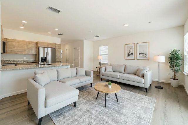 1209 SOUTHSTATION PLACE 306, Orlando, FL 32809