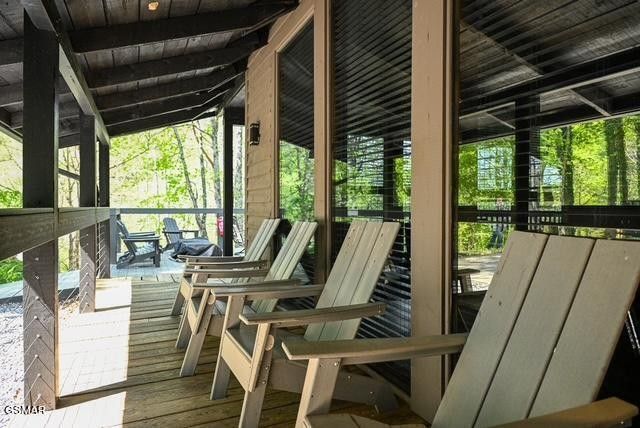 1421 Silver Poplar Lane, Sevierville, TN 37876
