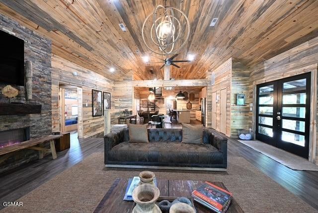 1421 Silver Poplar Lane, Sevierville, TN 37876