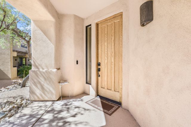 10230 E WHITE FEATHER Lane, Scottsdale, AZ 85262