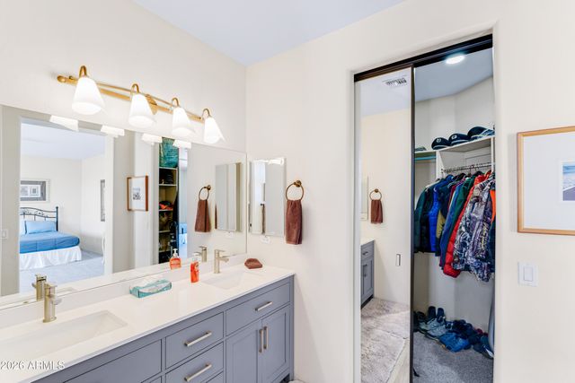 10230 E WHITE FEATHER Lane, Scottsdale, AZ 85262