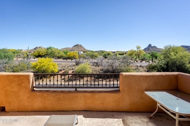 10230 E WHITE FEATHER Lane, Scottsdale, AZ 85262