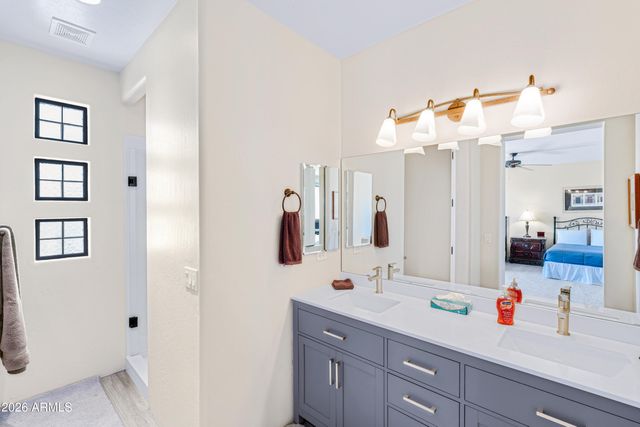 10230 E WHITE FEATHER Lane, Scottsdale, AZ 85262