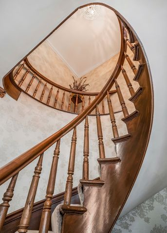 105 N Church St, Sparta, TN 38583