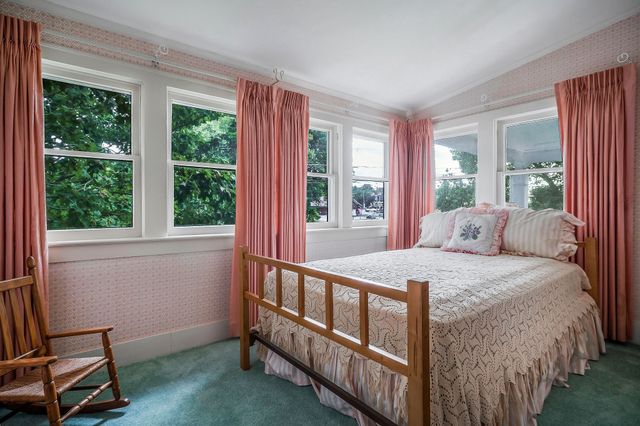 105 N Church St, Sparta, TN 38583