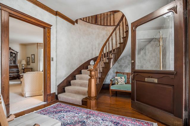 105 N Church St, Sparta, TN 38583