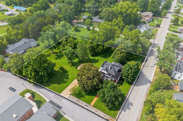 105 N Church St, Sparta, TN 38583