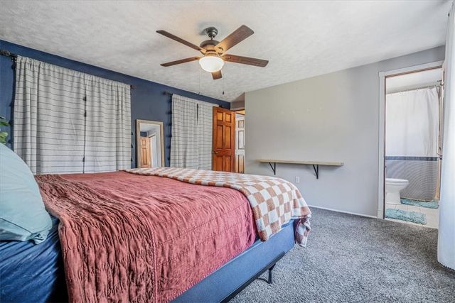 362 Toura Dr, Pleasant Hills, PA 15236