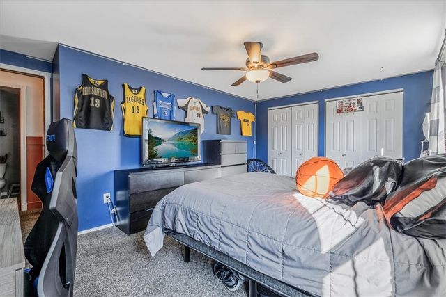 362 Toura Dr, Pleasant Hills, PA 15236