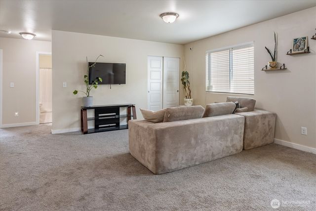 11523 175th Street E, Puyallup, WA 98374
