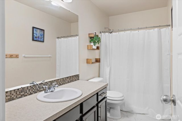 11523 175th Street E, Puyallup, WA 98374