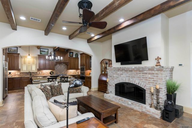 7938 Settlers Cir, Saint George, LA 70810