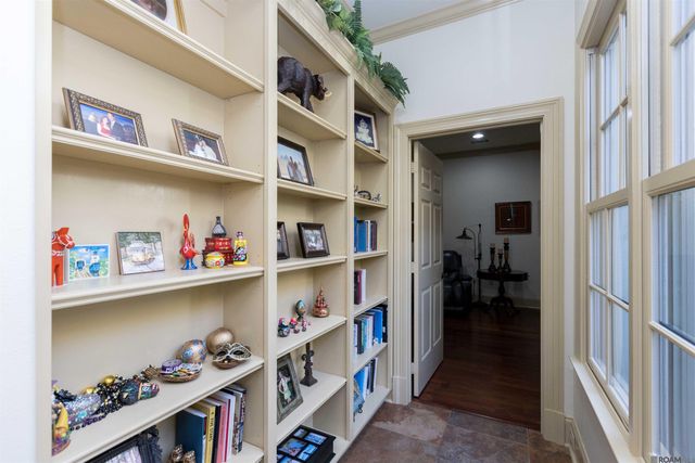 7938 Settlers Cir, Saint George, LA 70810