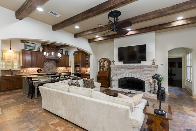 7938 Settlers Cir, Saint George, LA 70810