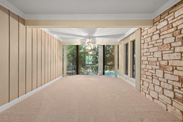 176 World Of Tennis SQ, Lakeway, TX 78734